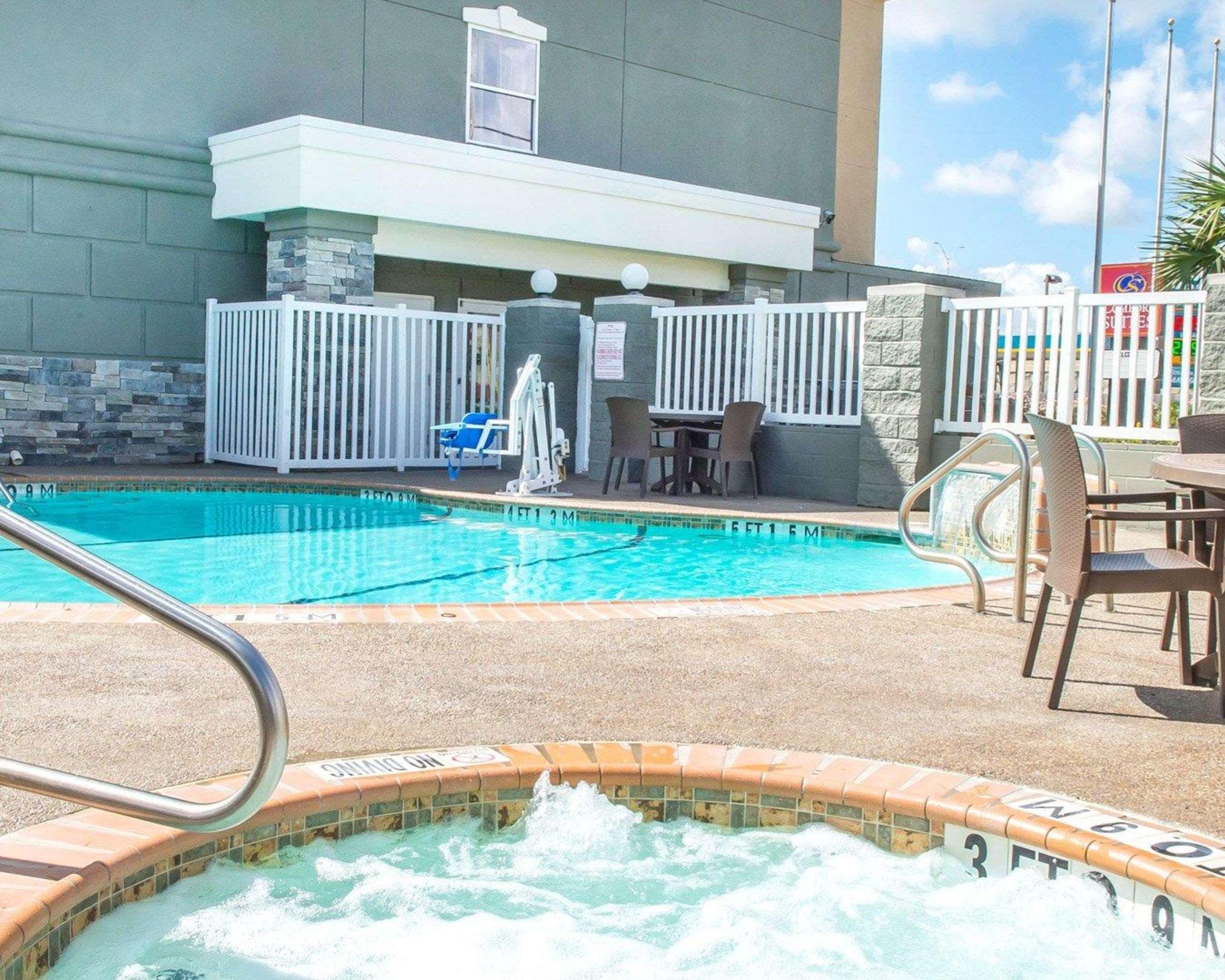 Comfort Suites Near Texas A&M - Corpus Christi Exterior foto