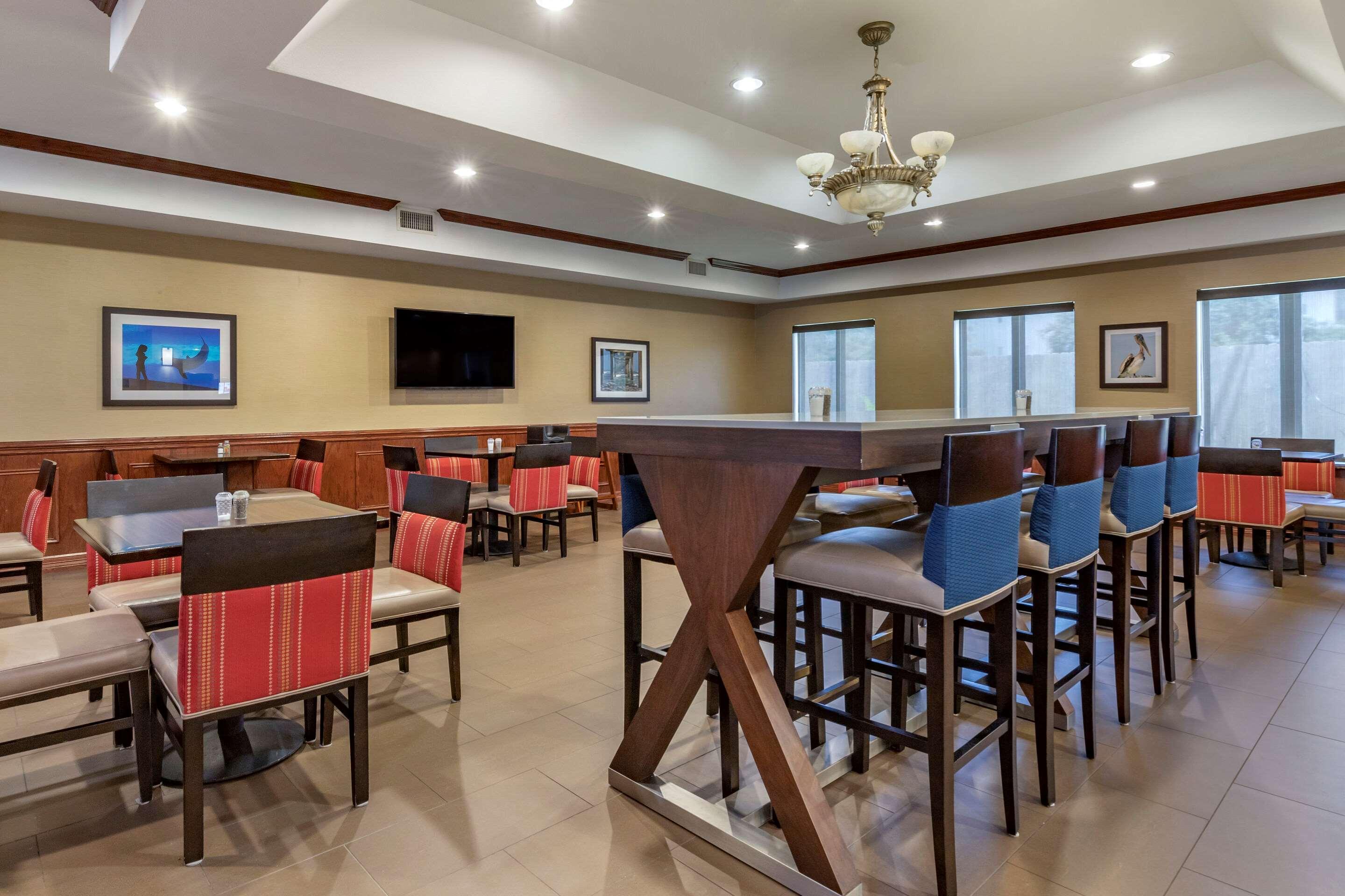 Comfort Suites Near Texas A&M - Corpus Christi Exterior foto