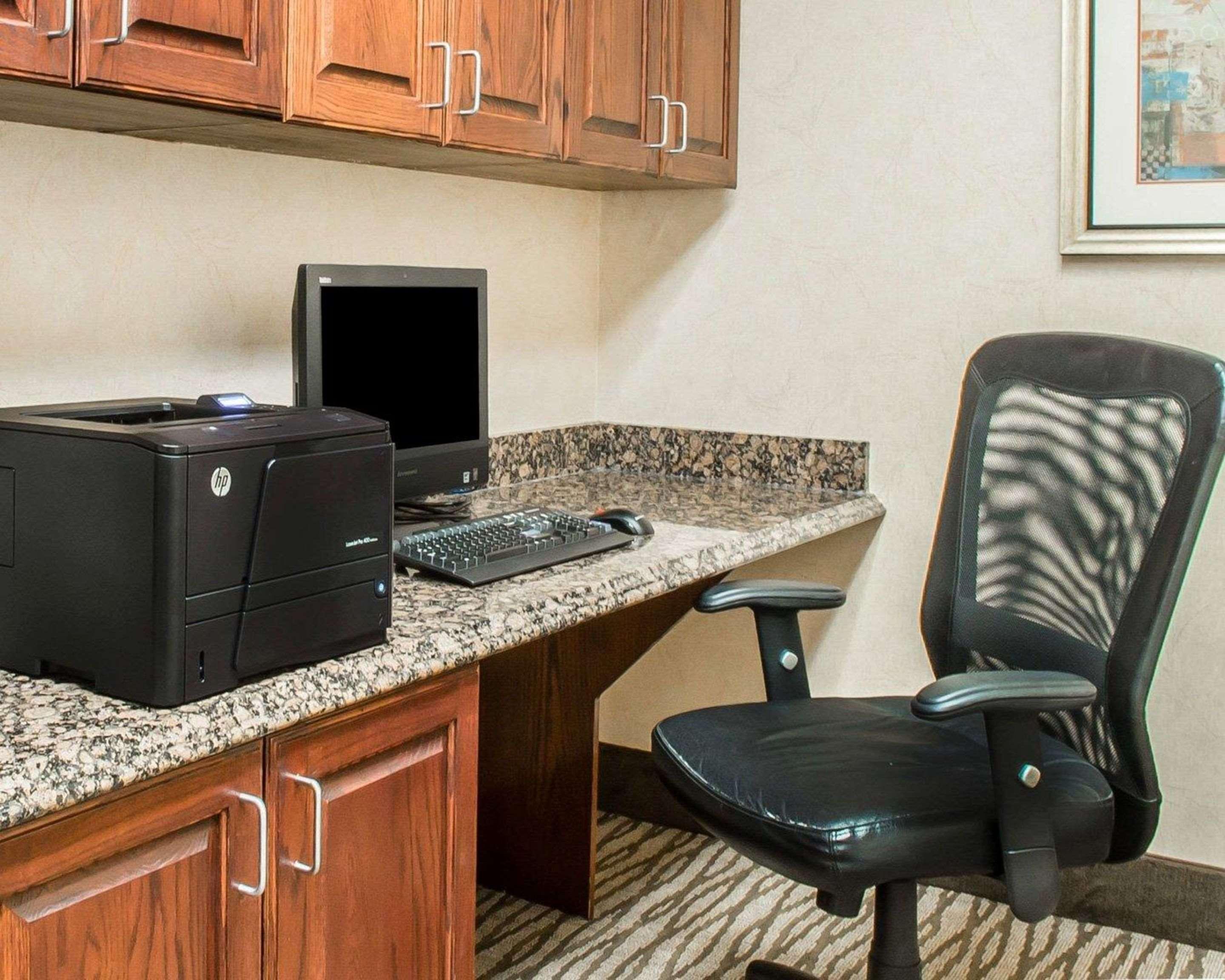 Comfort Suites Near Texas A&M - Corpus Christi Exterior foto